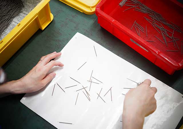 バネ製品の検品